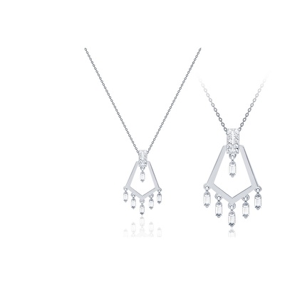 14 Ayar Beyaz Altın Baget Kolye