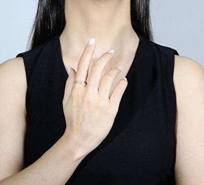 14 Ayar Sarı-Beyaz Altın Kalp Figürlü Yüzük