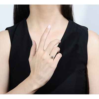 14 Ayar Sarı Altın Siyah Taşlı Yüzük