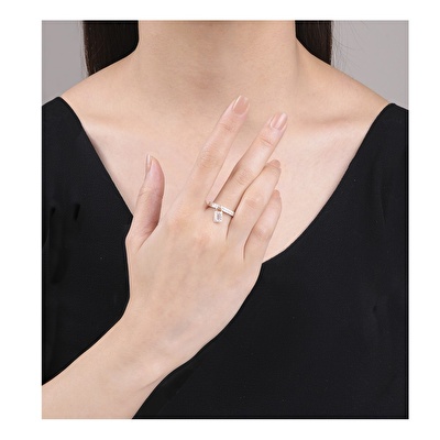 14 Ayar Rose Altın Baget Yüzük