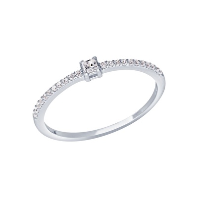 14 Ayar Beyaz Altın Trend Taşlı Yüzük