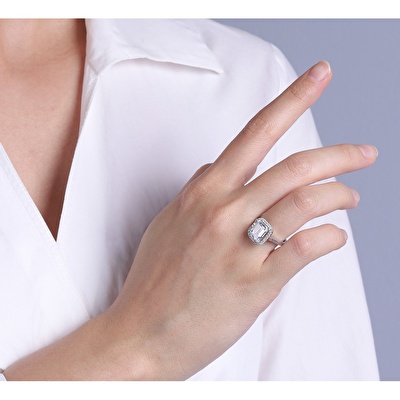 14 Ayar Beyaz Altın Baget Yüzük