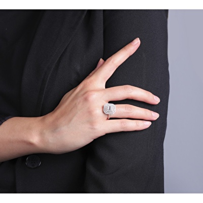 14 Ayar Beyaz Altın Baget Yüzük