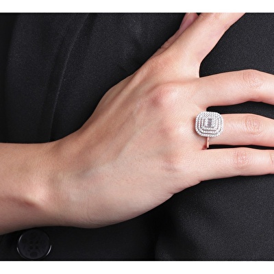 14 Ayar Beyaz Altın Baget Yüzük