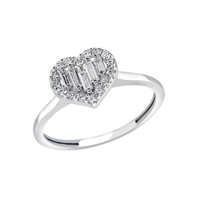 8 Ayar Beyaz Altın Baget Kalp Yüzük