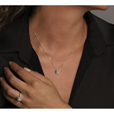 0,25 Karat Floral Pırlanta Kolye