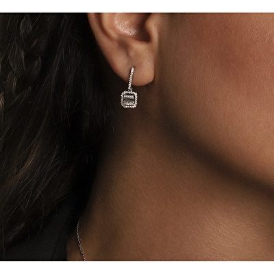 0,48 Karat Baget Pırlanta Küpe