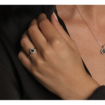 0,42 Karat Zümrüt Pırlanta Yüzük