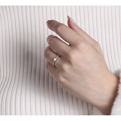 0,20 Karat Baget Pırlanta Yüzük