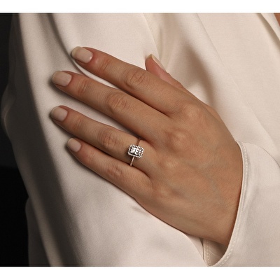 0,17 Karat Baget Pırlanta Yüzük