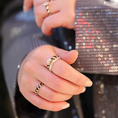 14 Ayar Sarı Altın Siyah Mineli Yüzük