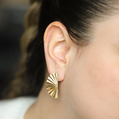 14 Ayar Sarı Altın Yelpaze Küpe