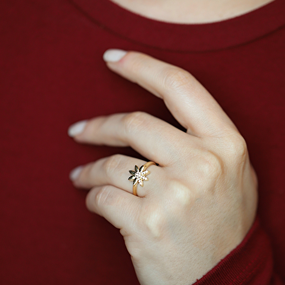 8 Ayar Sarı Altın Taşlı Çiçek Yüzük